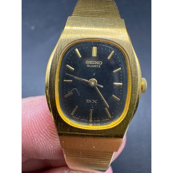 NWT In Box Vintage Gold Women’s SEIKO watch SXF114 Thin Dress Hardlex Crystal Vintage Women main image 2